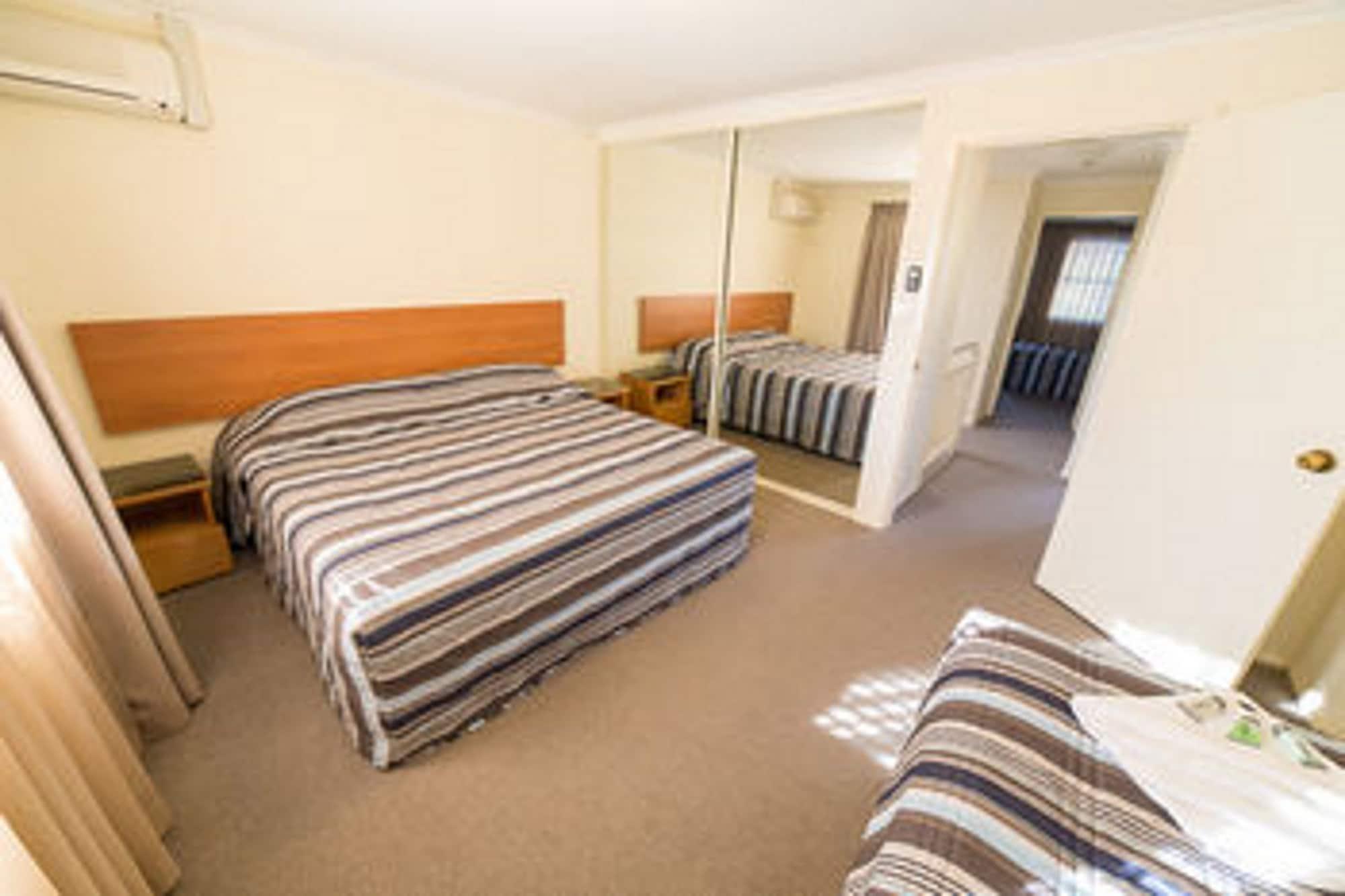 Peninsula Nelson Bay Motel And Serviced Apartments エクステリア 写真