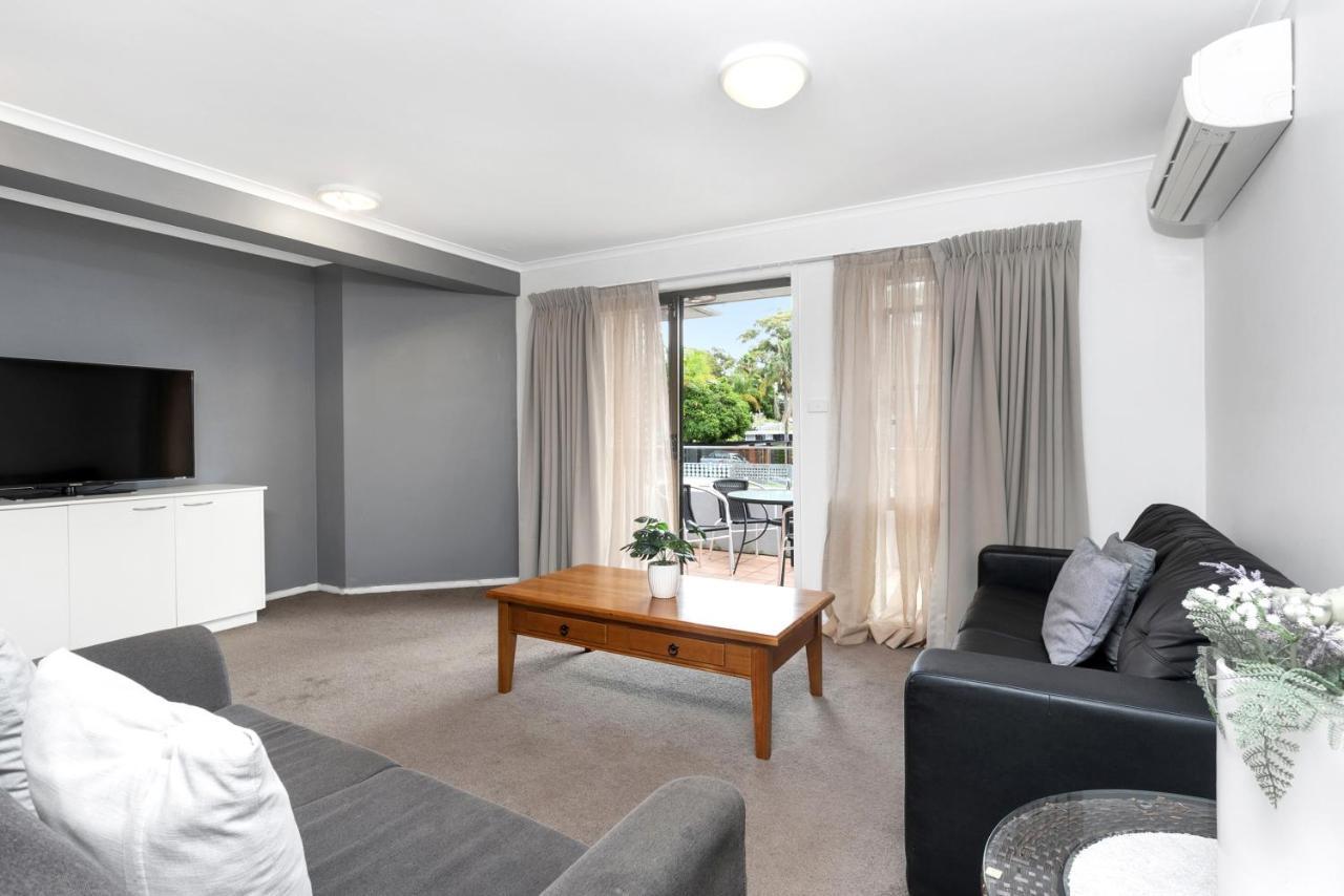 Peninsula Nelson Bay Motel And Serviced Apartments エクステリア 写真