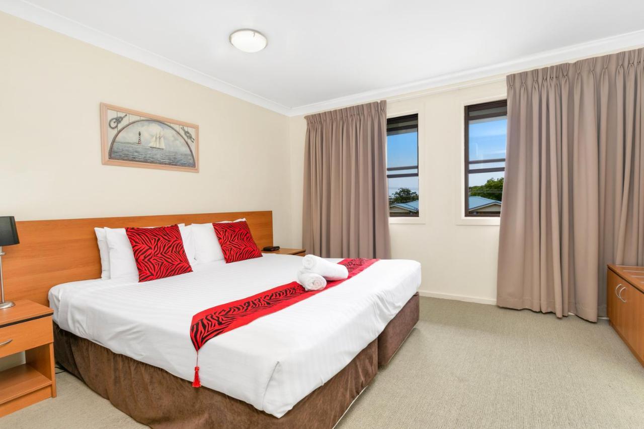 Peninsula Nelson Bay Motel And Serviced Apartments エクステリア 写真
